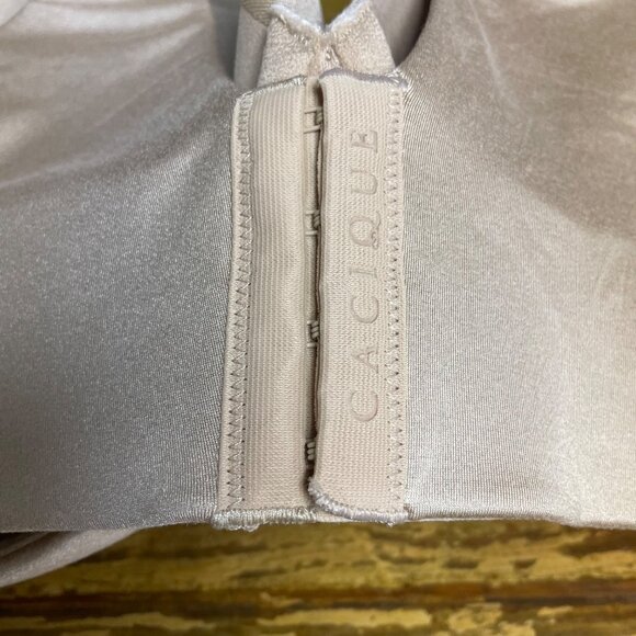 Cacique Lightly Lined Full Coverage Bra Tan Beige Nude Neutral Sz 46C - Picture 4 of 8